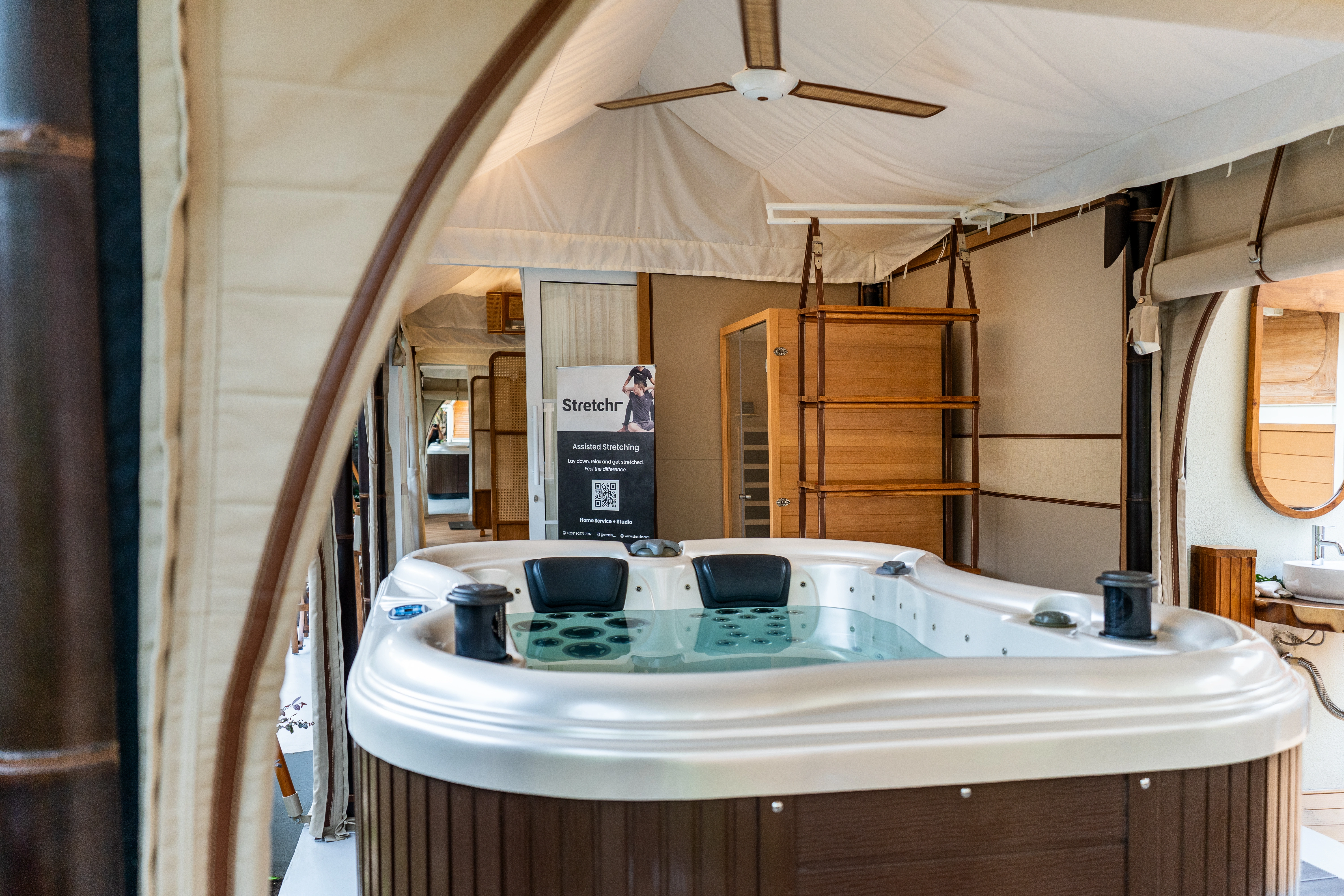 Stretchr_DESA_Bali_Indoensia_Asia_02