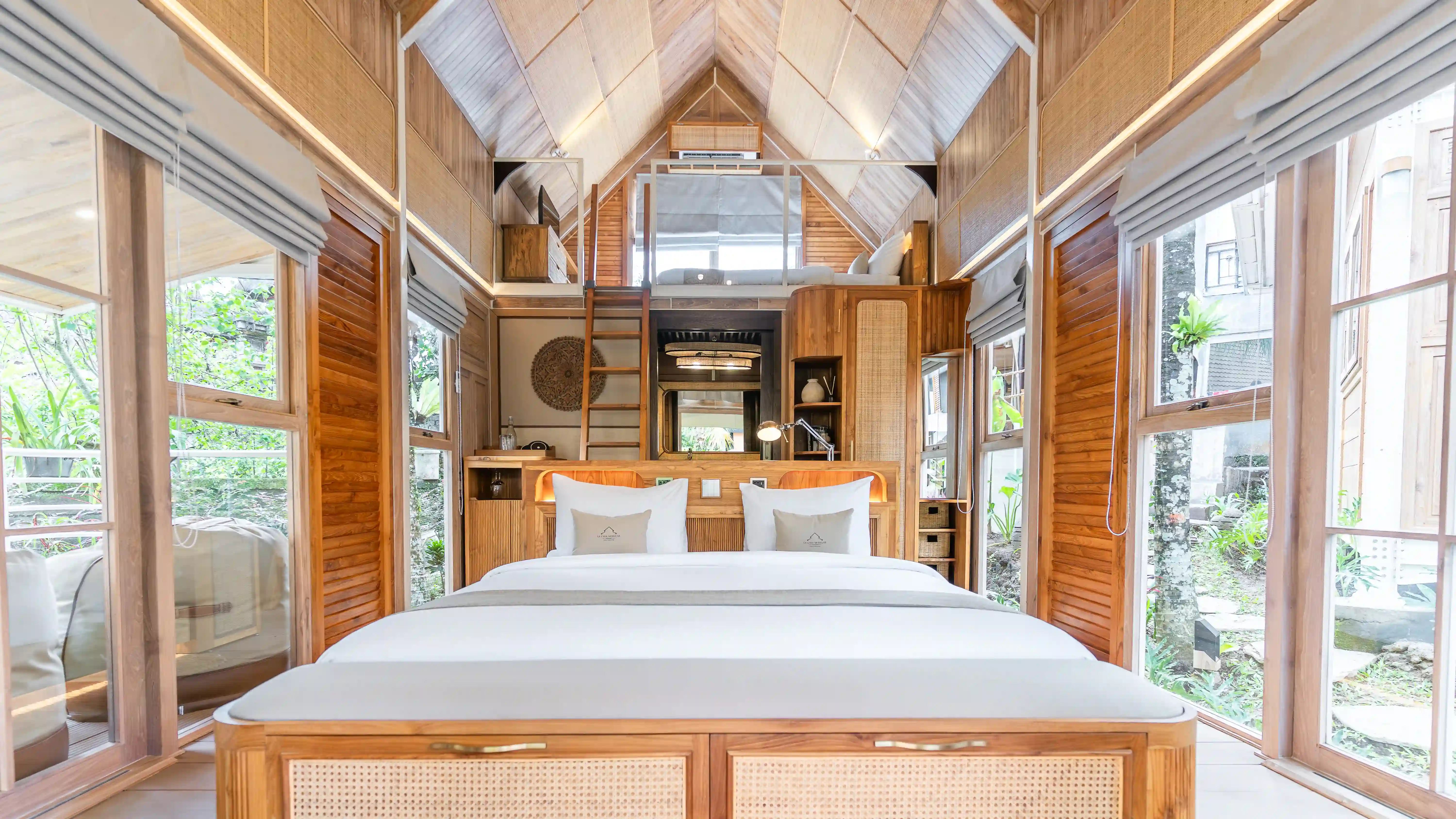 casita-interior-main.webp
